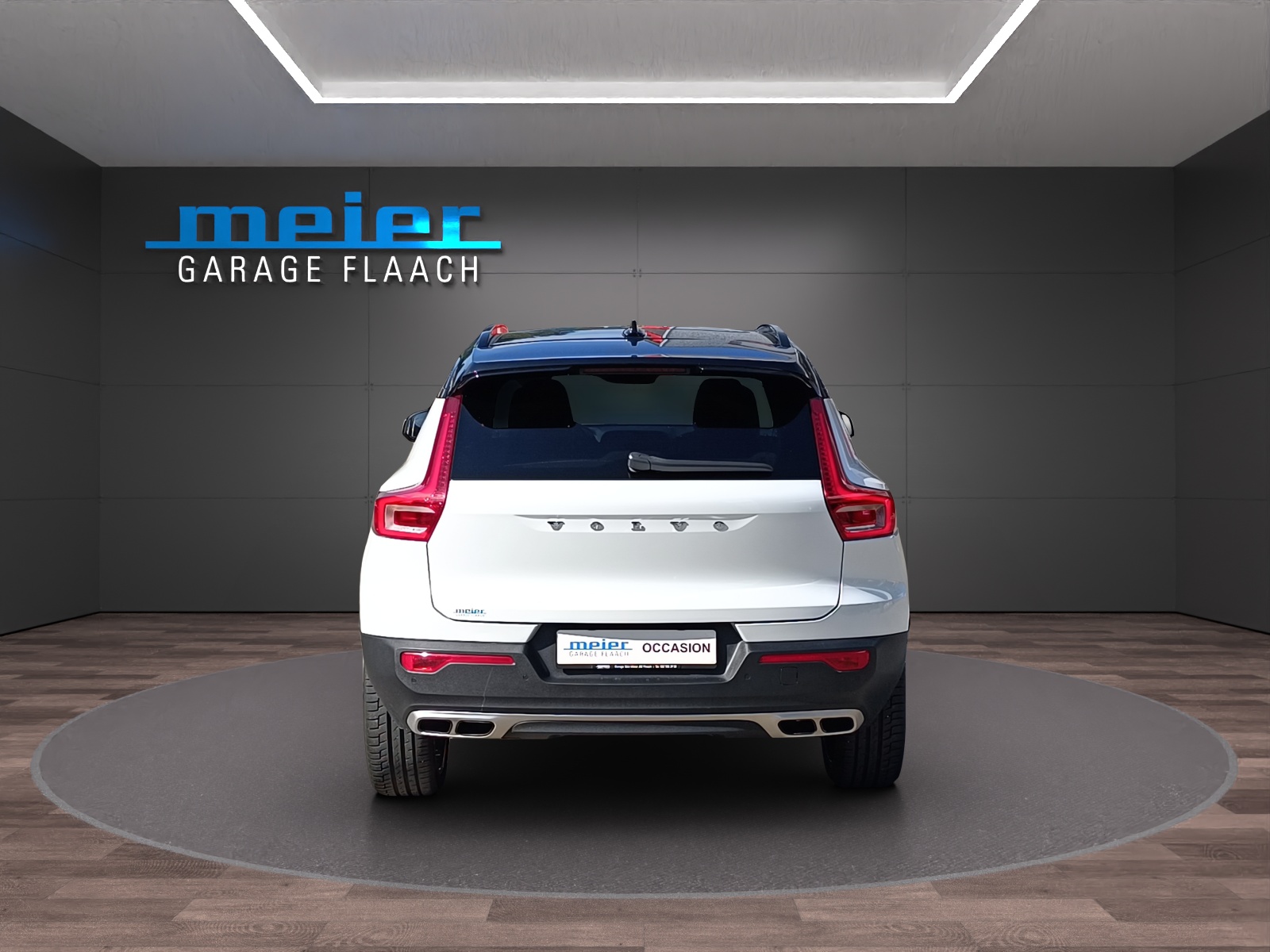 VOLVO XC40 2.0 T5 R-Design AWD-image-3