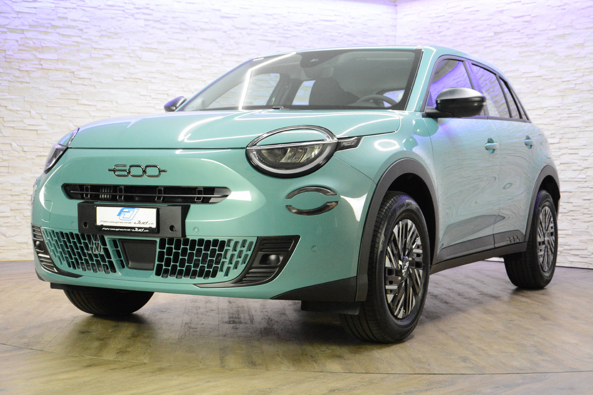 FIAT FIAT 600 1.2 Hybrid MHEV 145 Cult-image-0