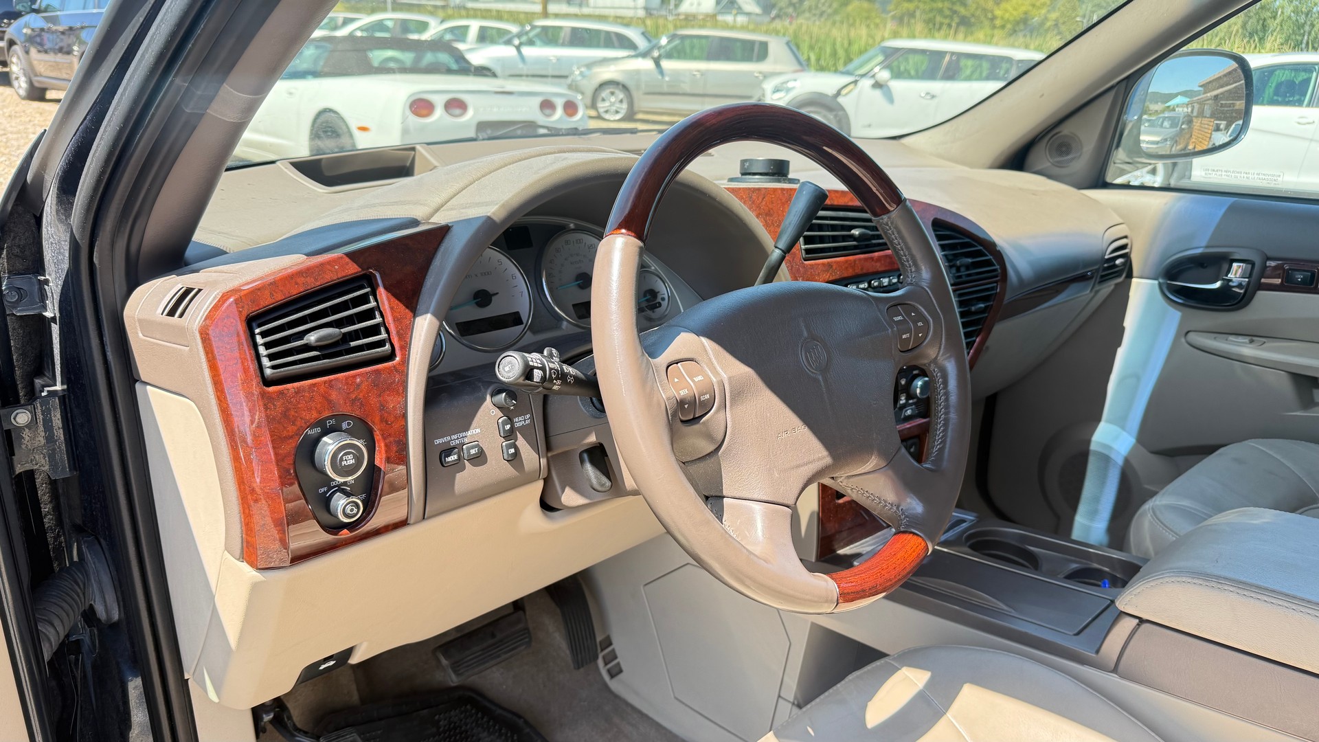 BUICK RENDEZ-VOUS 3.6 AWD-showroom-element-3