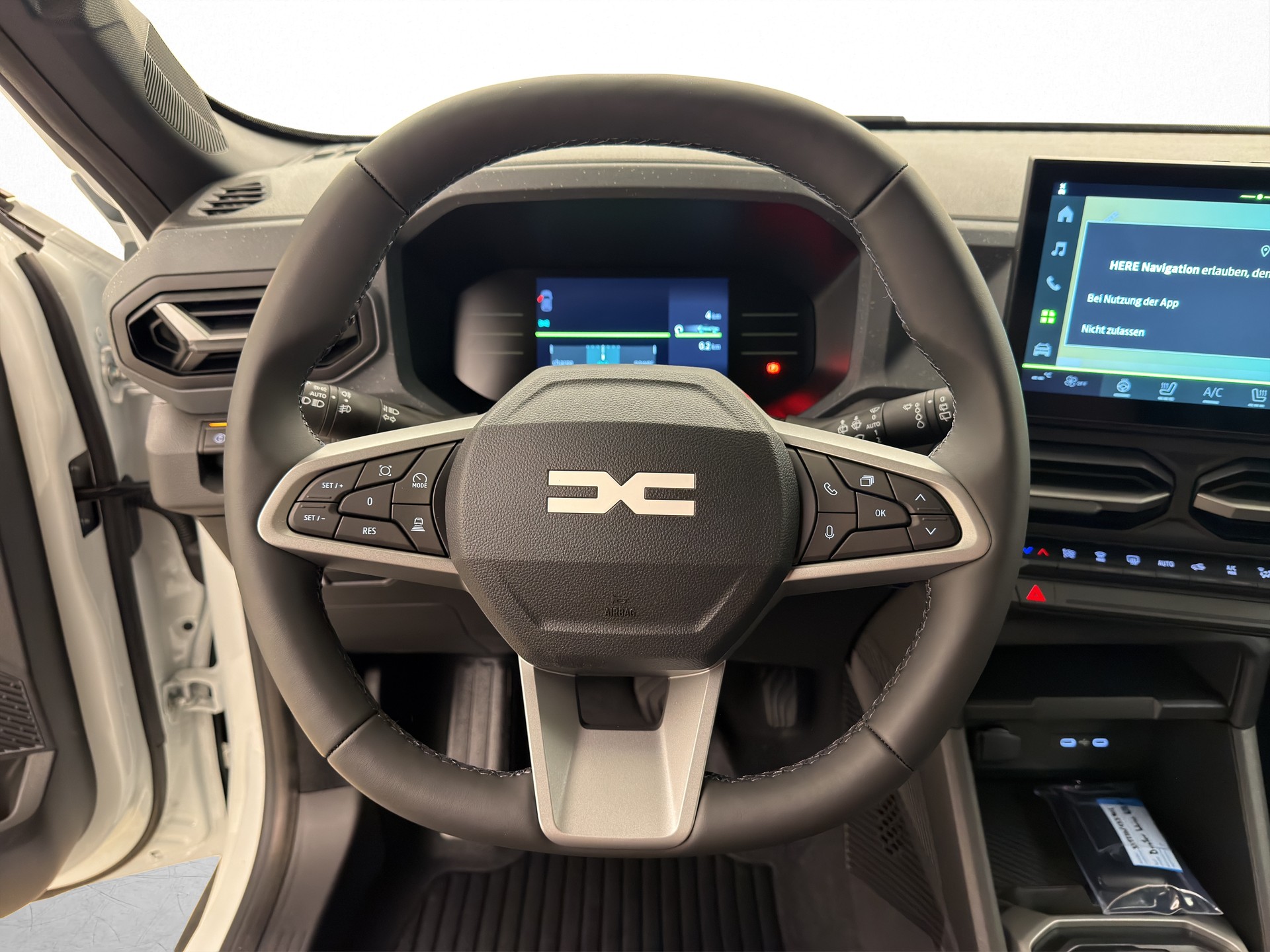 DACIA Duster 1.8 Hybrid Journey-image-7