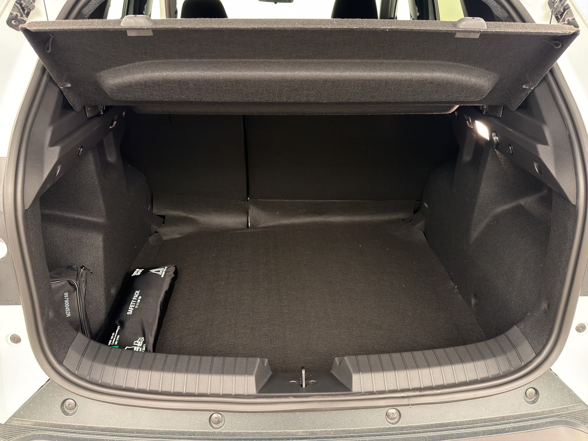 DACIA Duster 1.8 Hybrid Journey-image-12