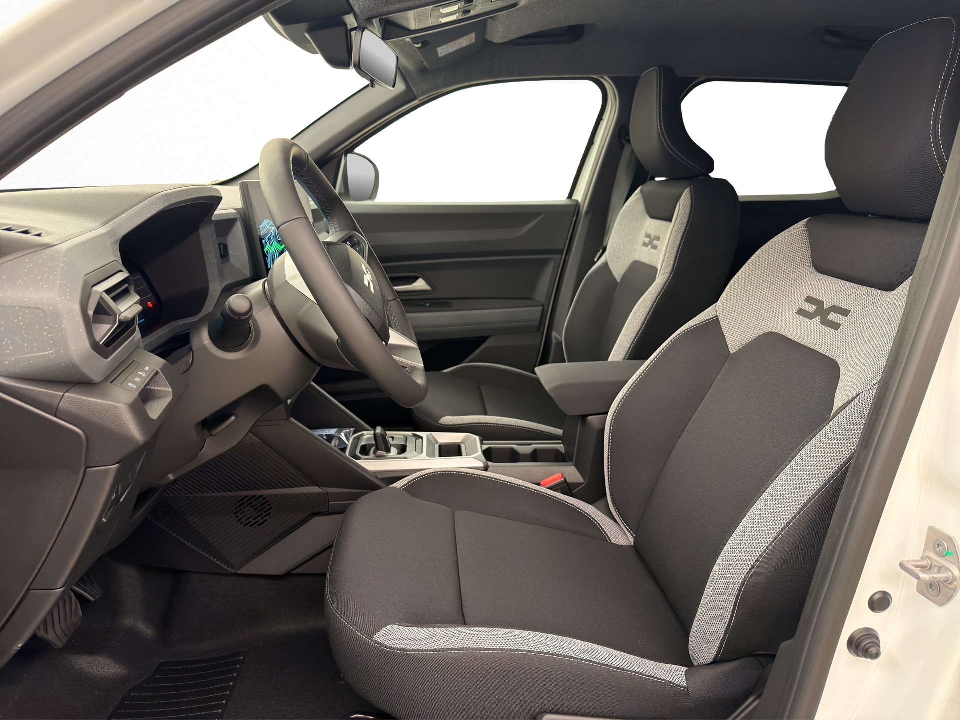 DACIA Duster 1.8 Hybrid Journey-image-6