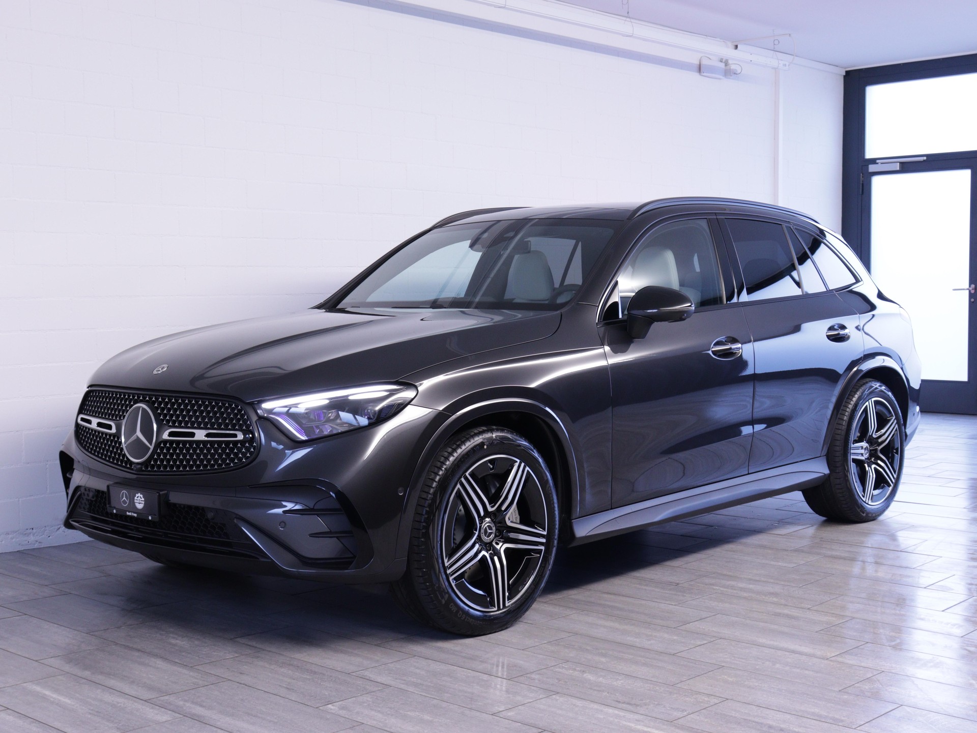 MERCEDES-BENZ GLC 220 d AMG Line 4matic-image-0