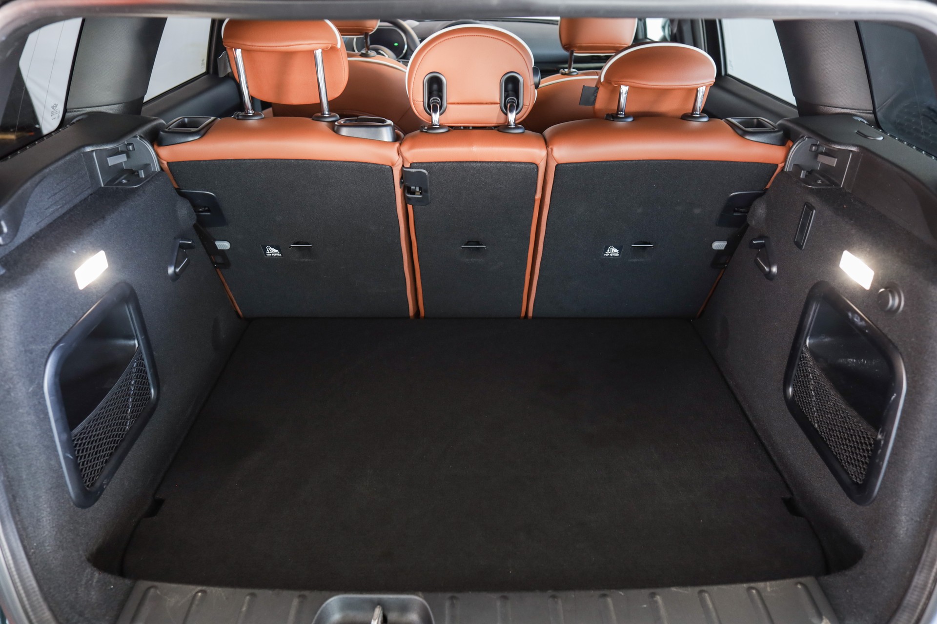 MINI Clubman Cooper John Cooper Works ALL4 Steptronic-image-15