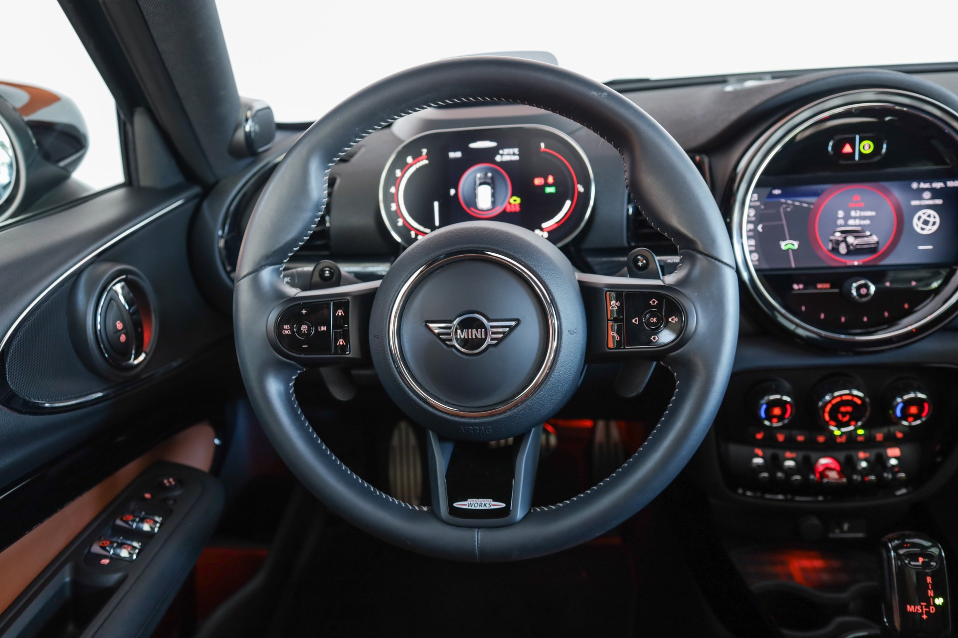 MINI Clubman Cooper John Cooper Works ALL4 Steptronic-image-10