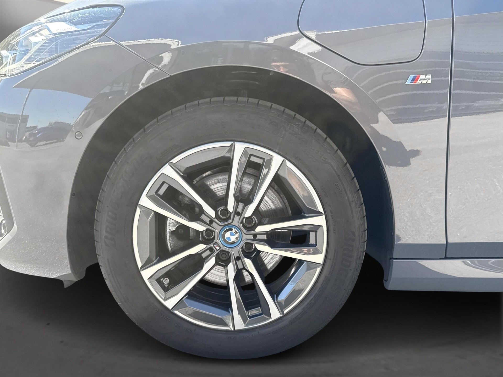 BMW 225e xDrive M Sport-image-6