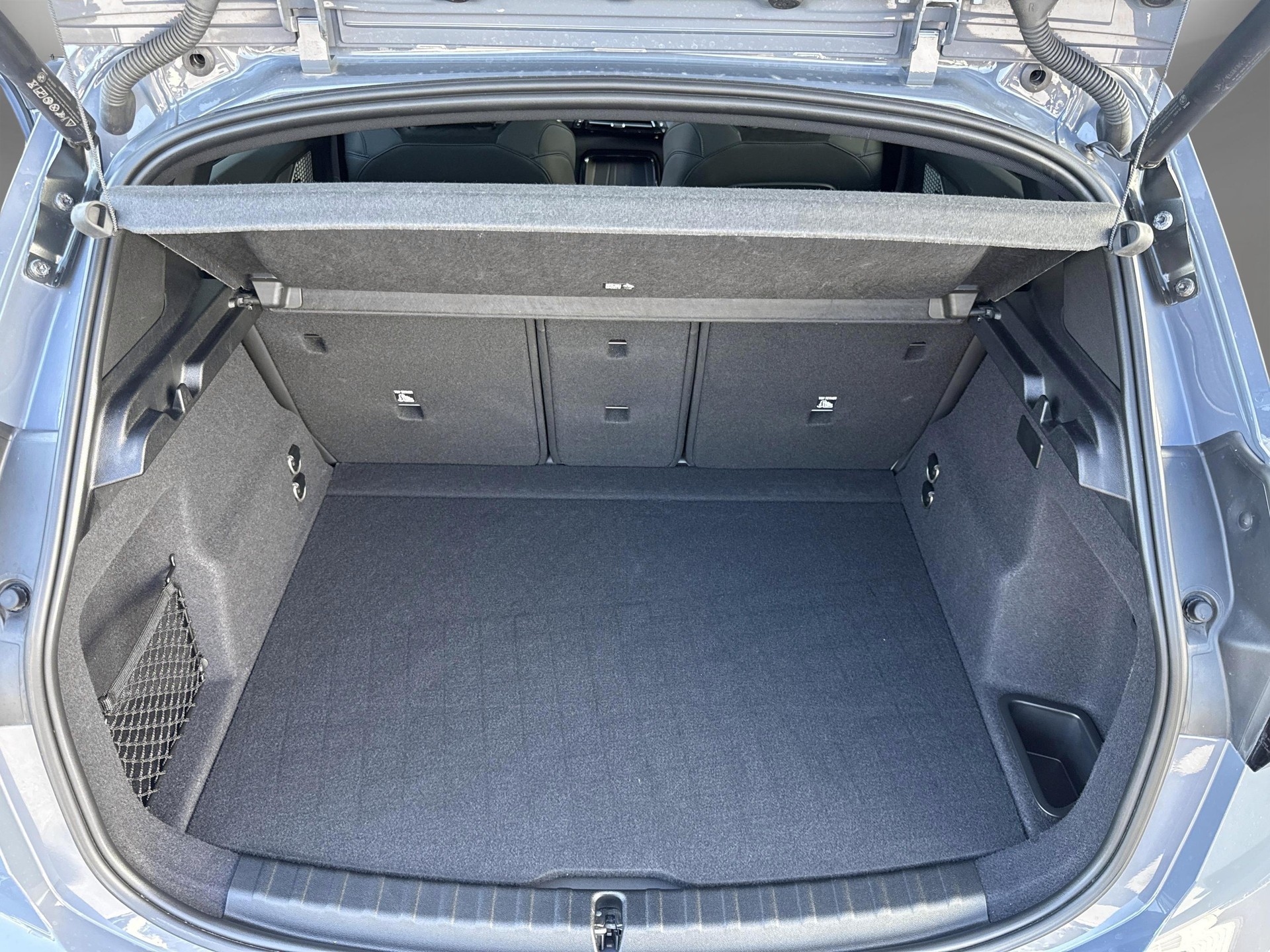 BMW 225e xDrive M Sport-image-18