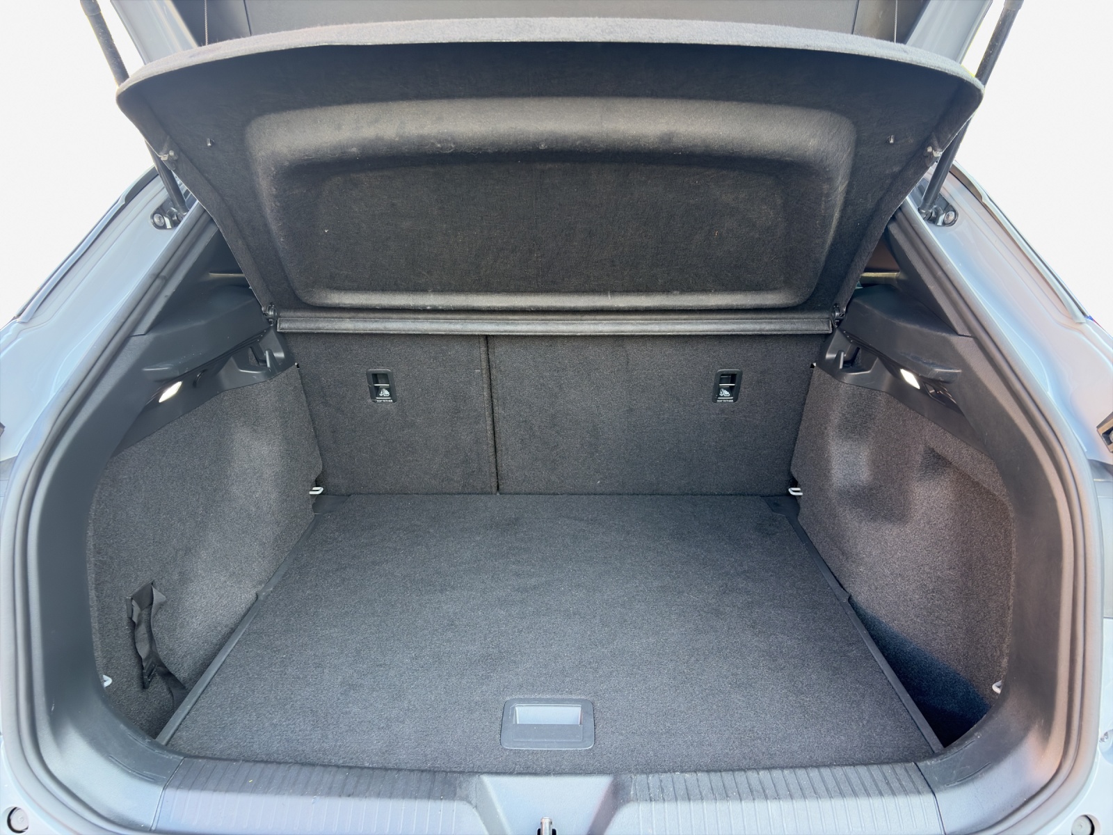 VW ID.4 Pro Performance 77 kWh-image-12