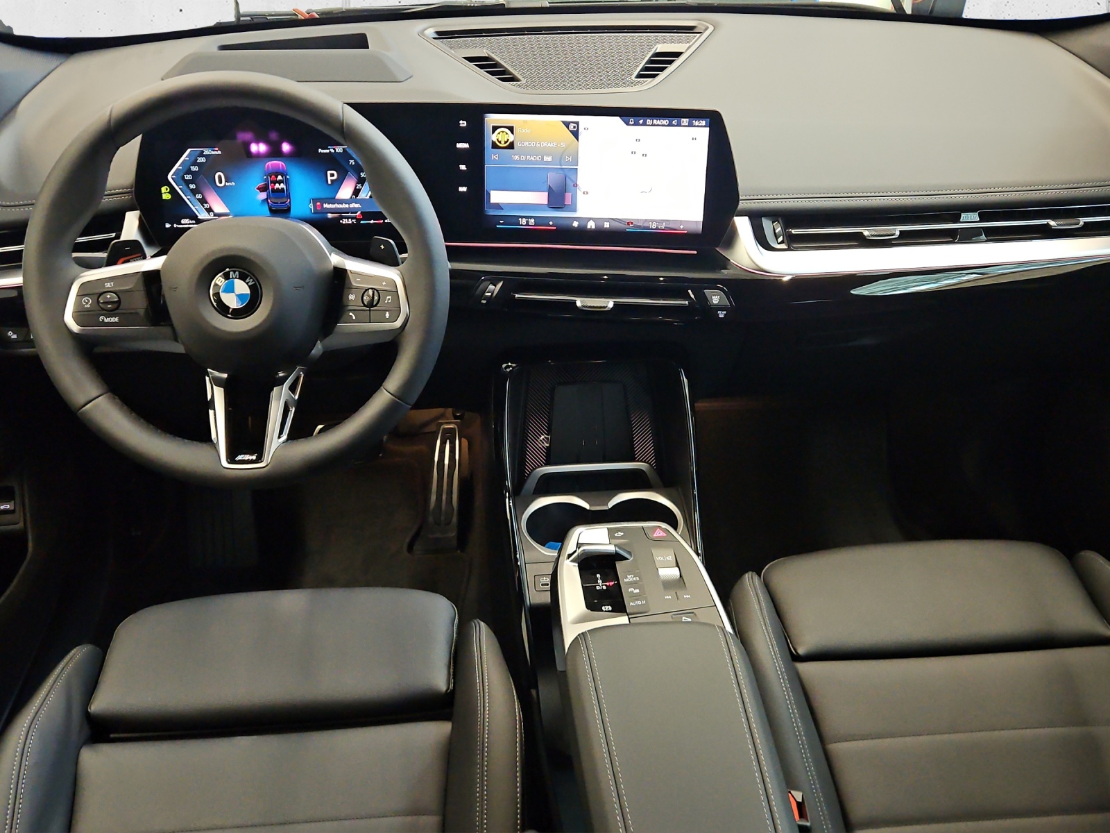 BMW X1 xDrive23i M Sport Pro 48V-image-13