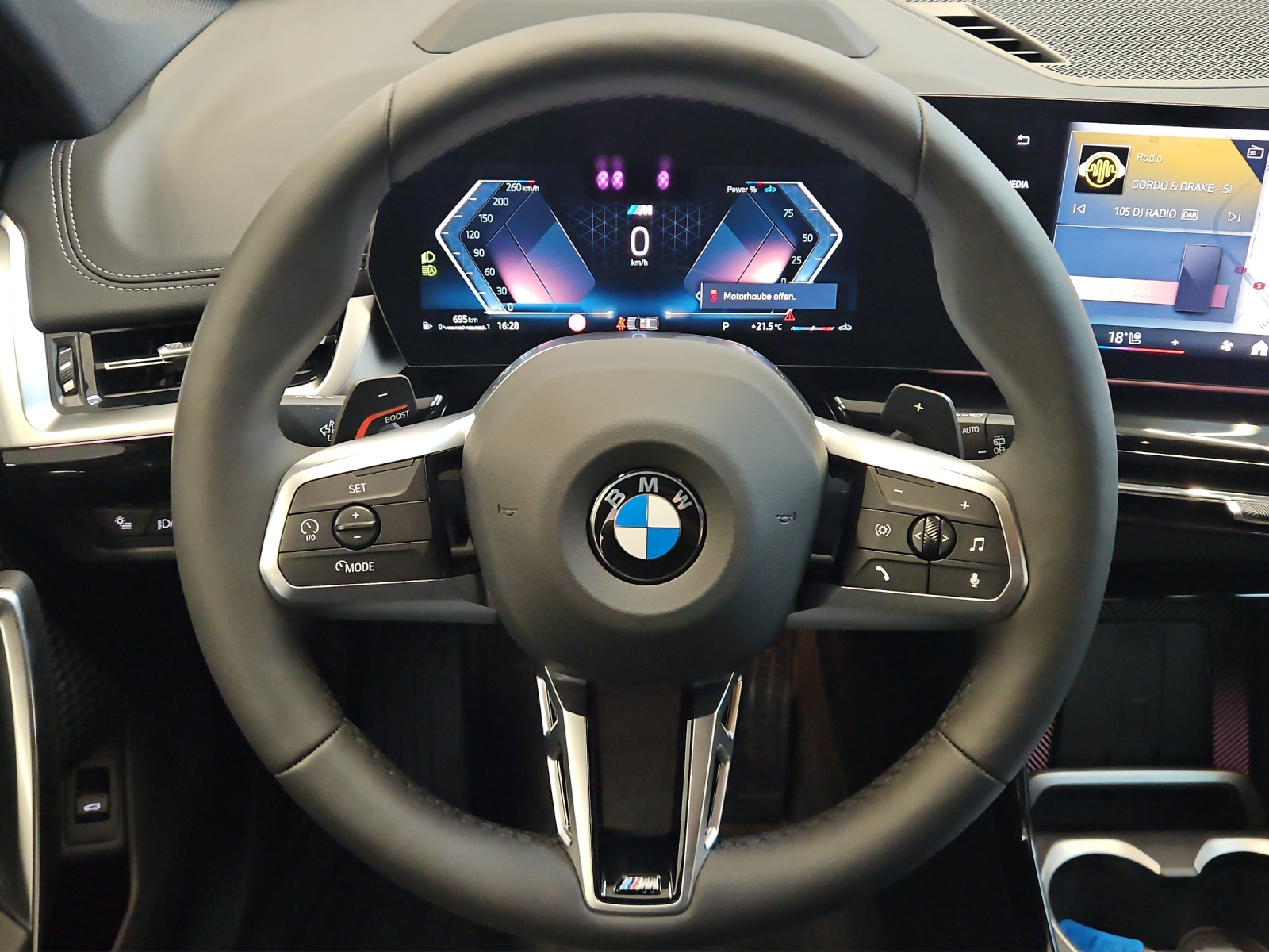 BMW X1 xDrive23i M Sport Pro 48V-image-11