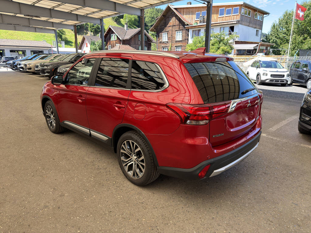 MITSUBISHI Outlander 2.2 DID Style Anniversary-image-16