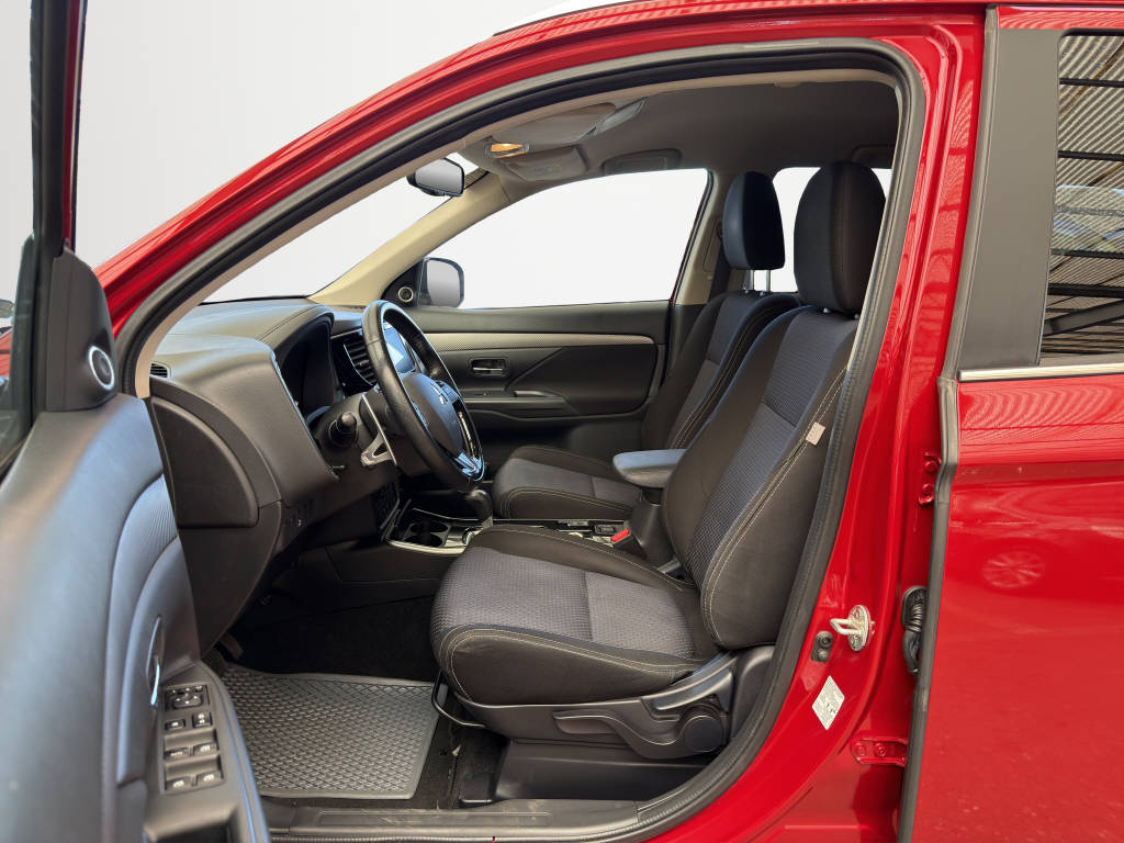 MITSUBISHI Outlander 2.2 DID Style Anniversary-image-8