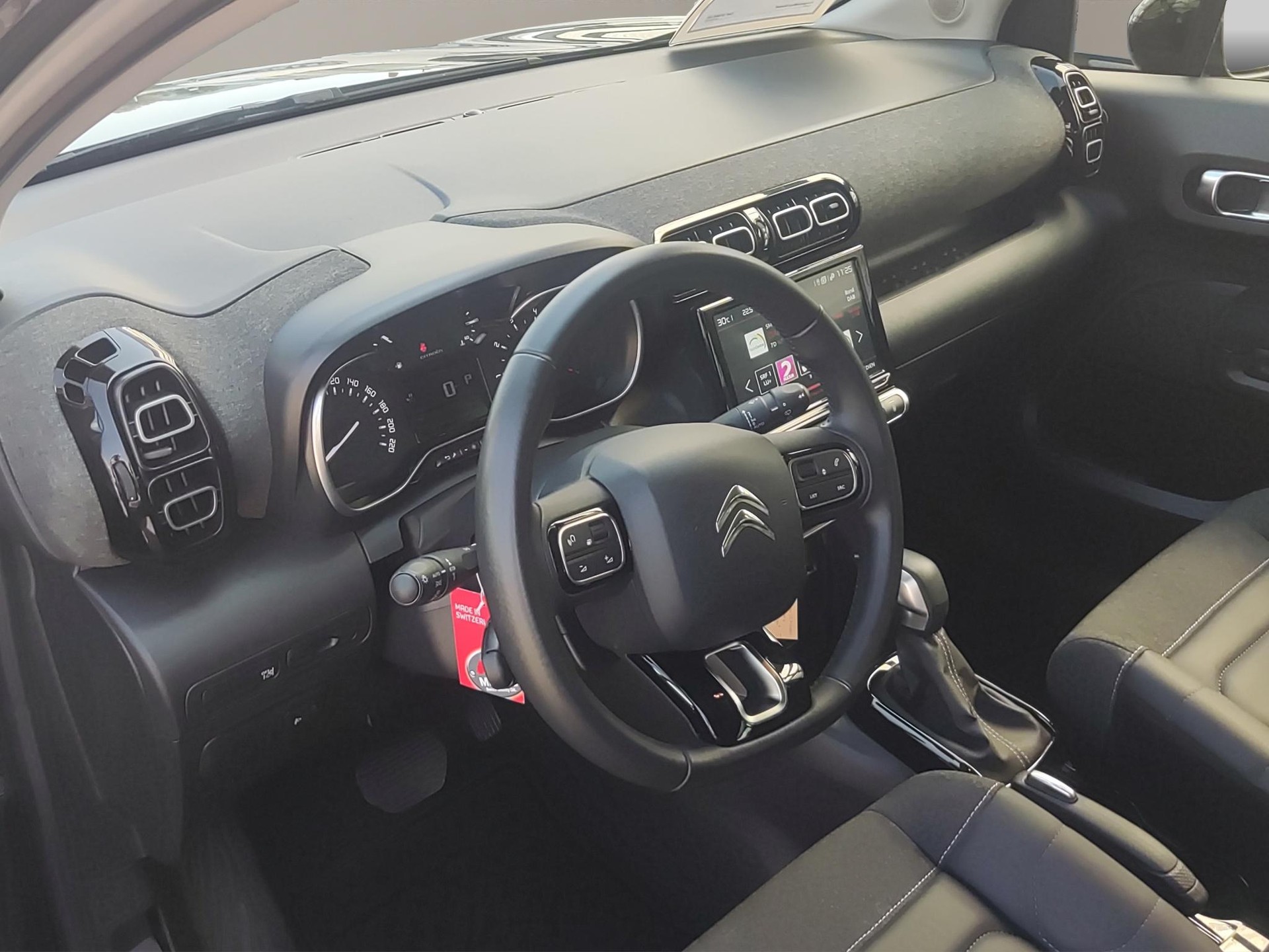CITROEN C3 Aircross 1.2 PureTech 130 Swiss Edition-image-6