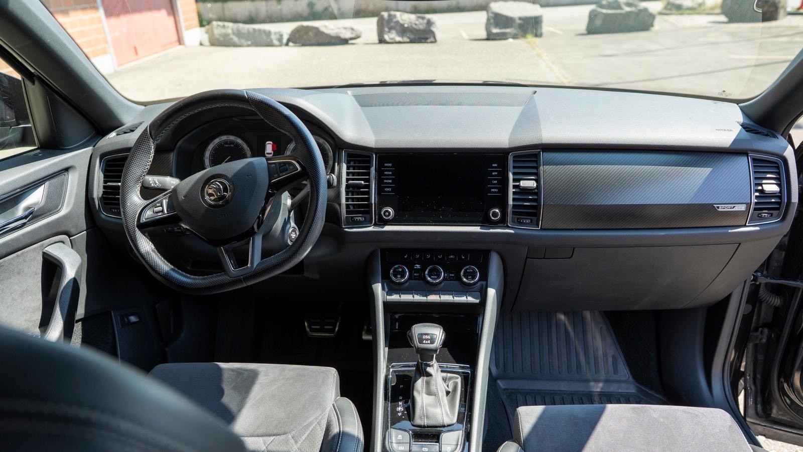 SKODA 2.0 TDI 190 Sportline DSG-image-4