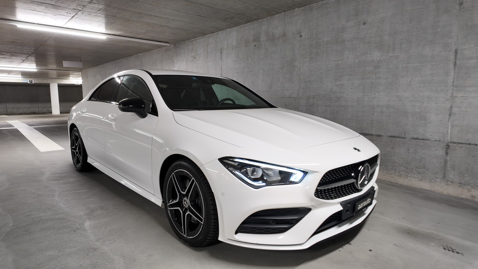 MERCEDES-BENZ CLA 200 AMG Line 7G-DCT-image-5