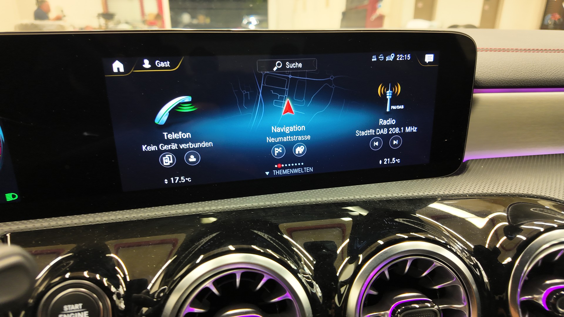 MERCEDES-BENZ CLA 200 AMG Line 7G-DCT-image-21