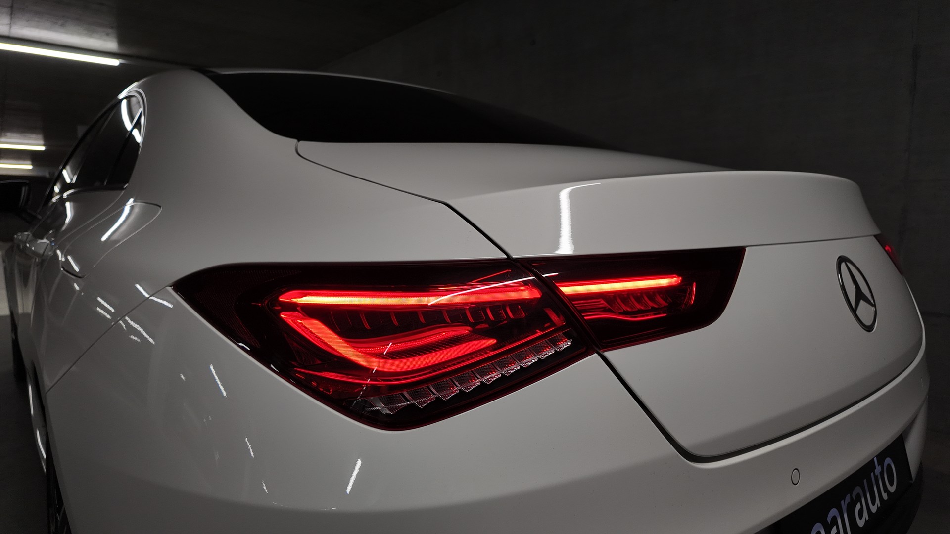 MERCEDES-BENZ CLA 200 AMG Line 7G-DCT-image-7