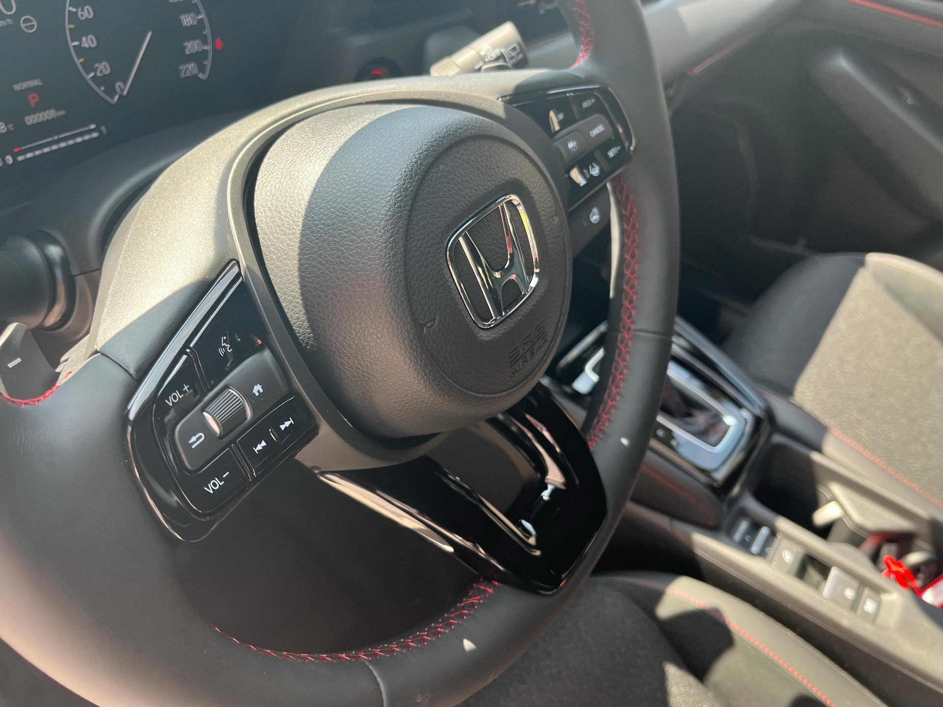 HONDA HR-V 1.5 i-MMD Advance Sport mit Honda Aktionsleasing 1.9%-image-10