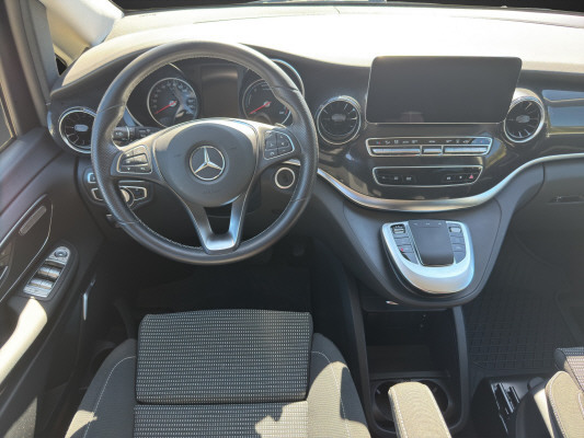 MERCEDES-BENZ EQV 300-image-7