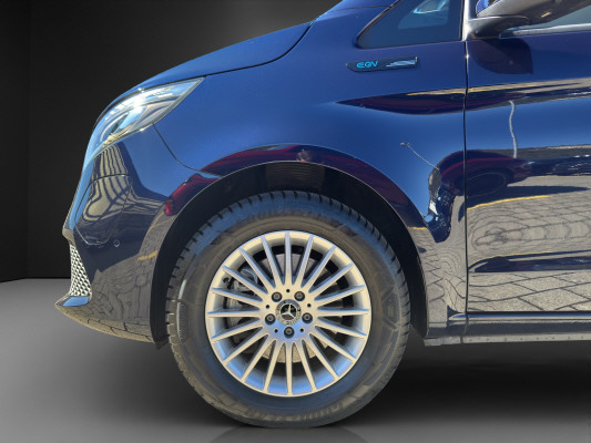 MERCEDES-BENZ EQV 300-image-6