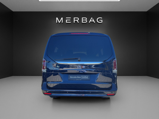 MERCEDES-BENZ EQV 300-image-4