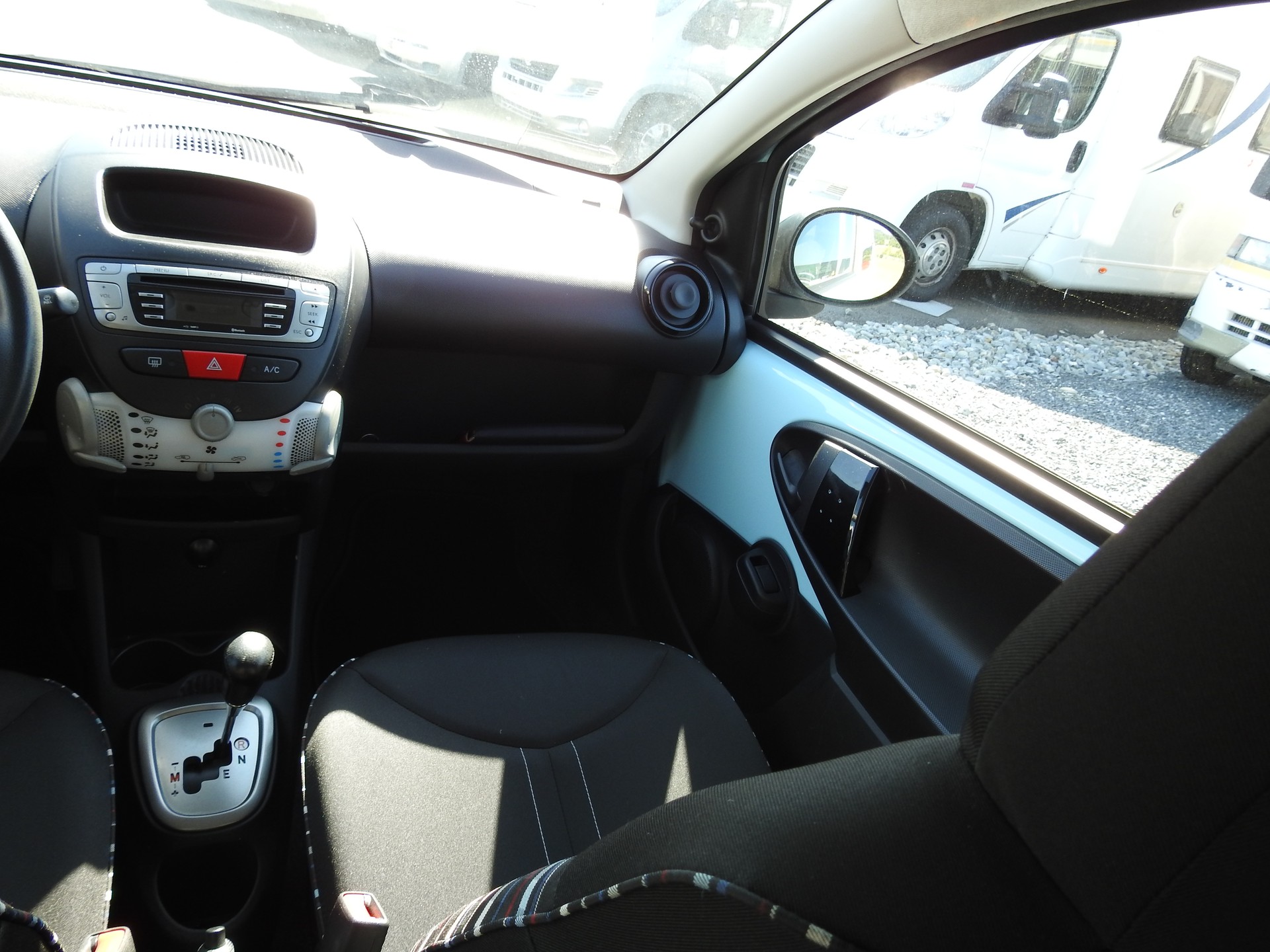 CITROEN C1 1.0i Séduction EGS-image-17