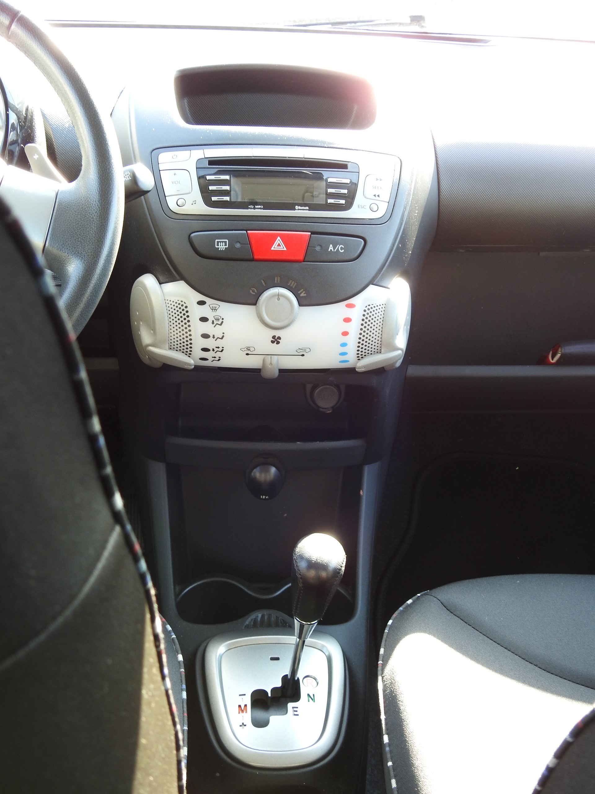 CITROEN C1 1.0i Séduction EGS-image-16