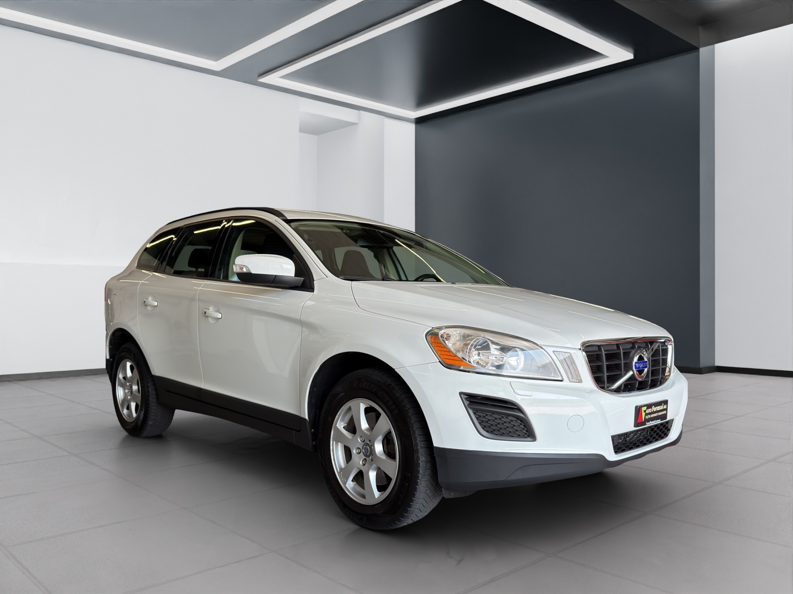 VOLVO XC60 D3 AWD Kinetic Geartronic-image-6