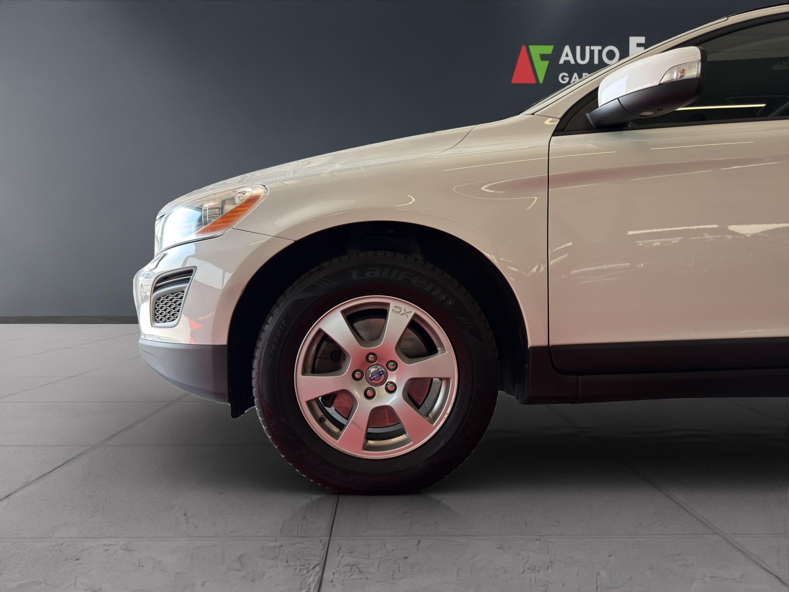 VOLVO XC60 D3 AWD Kinetic Geartronic-image-10