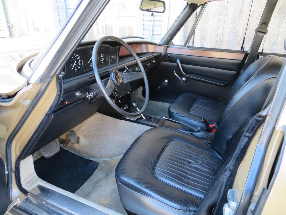 ROVER P6 3500-image-3