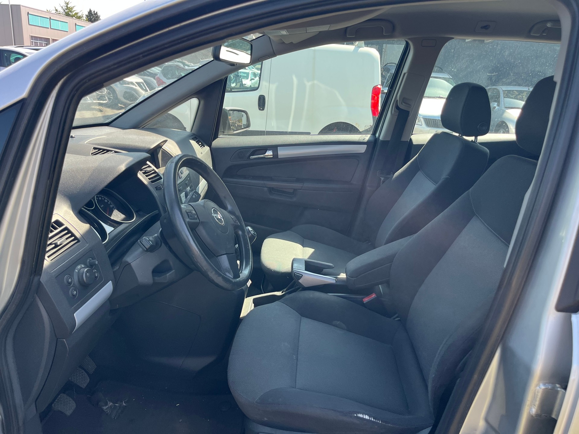 OPEL Zafira 1.6i 16V CNG-image-9
