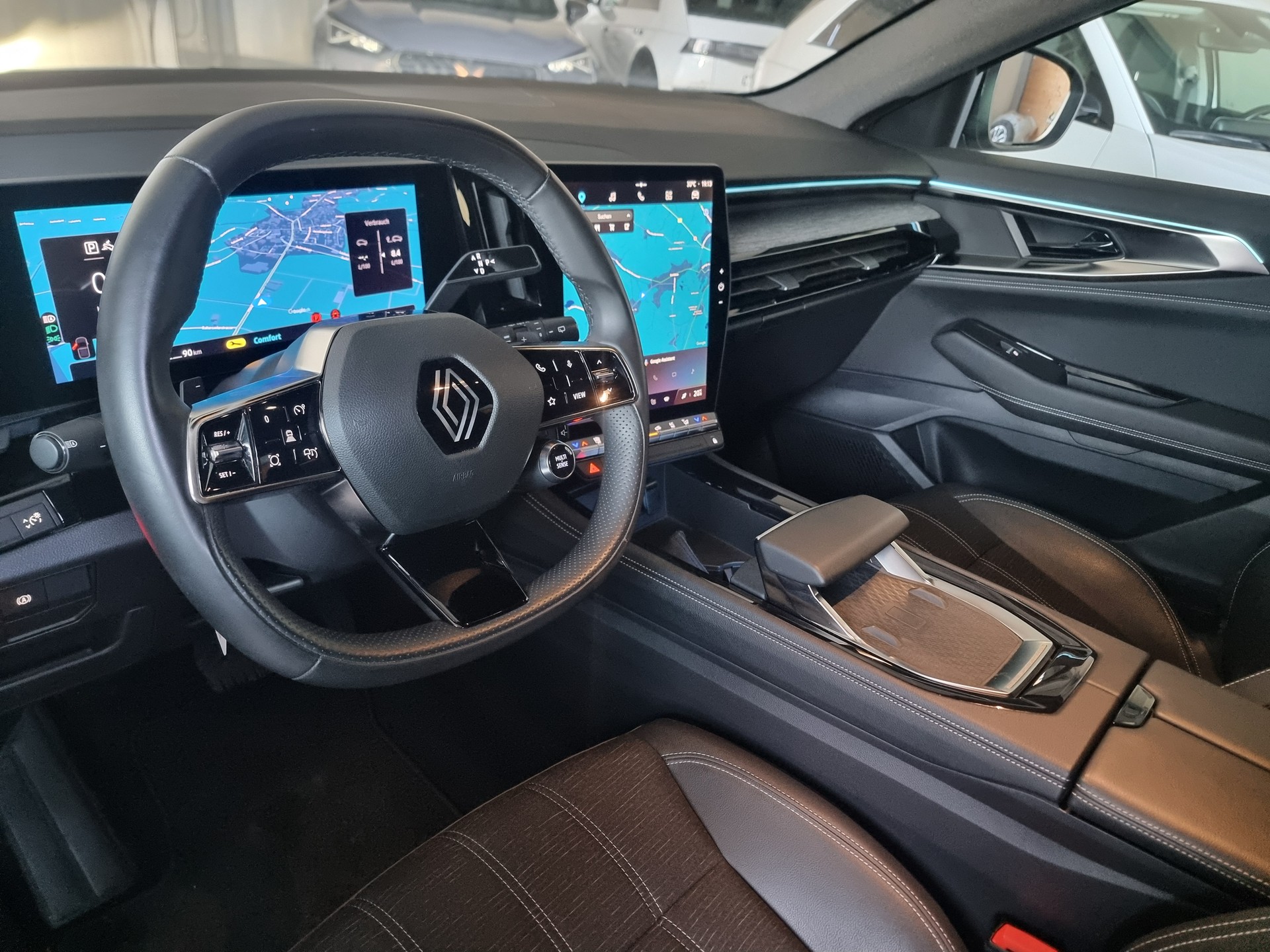 RENAULT Austral 1.3 MHEV 160 Techno A-image-4