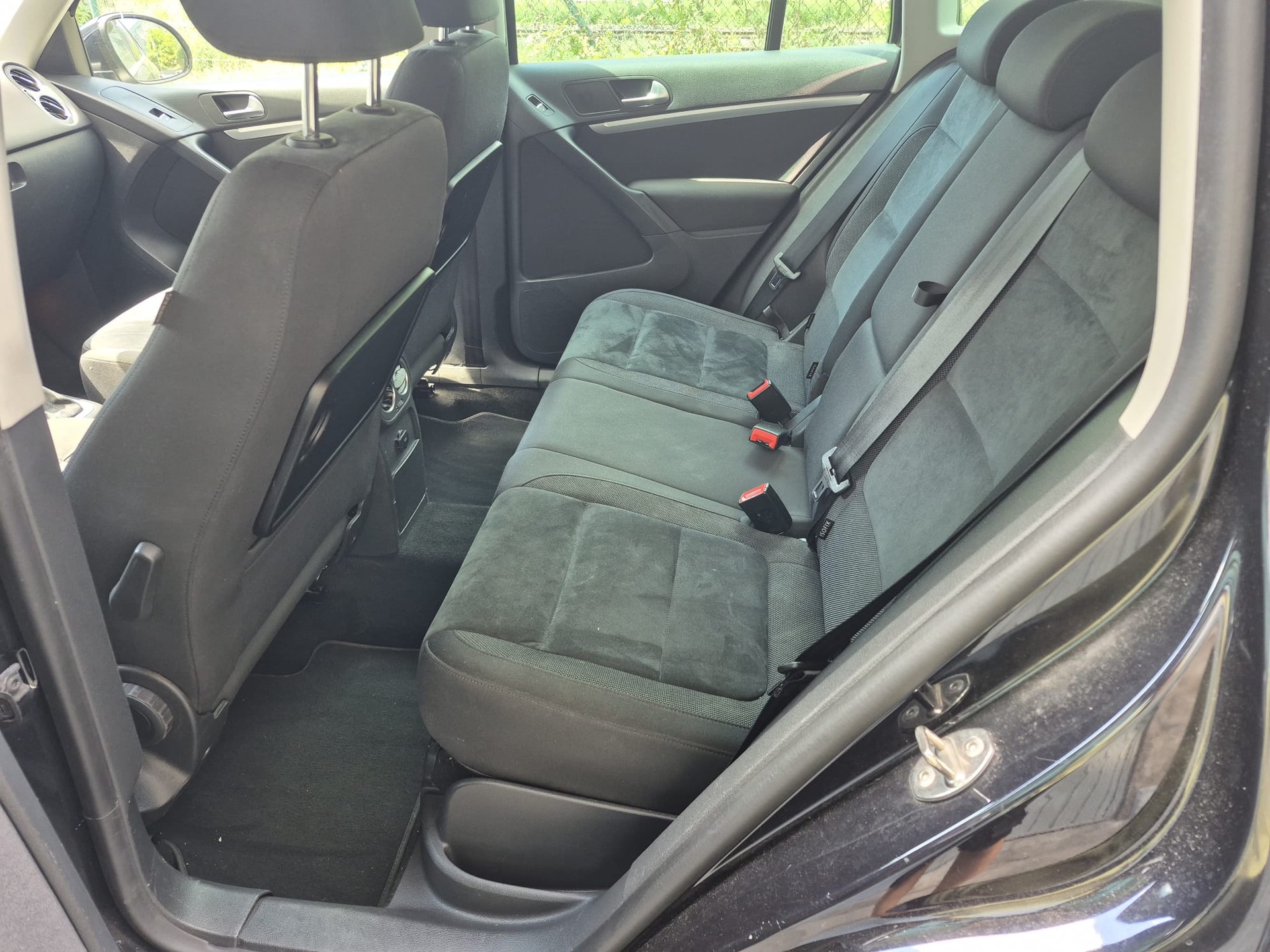 VW Tiguan 2.0 TDI BlueMotion Trend&Fun 4Motion DSG-image-8