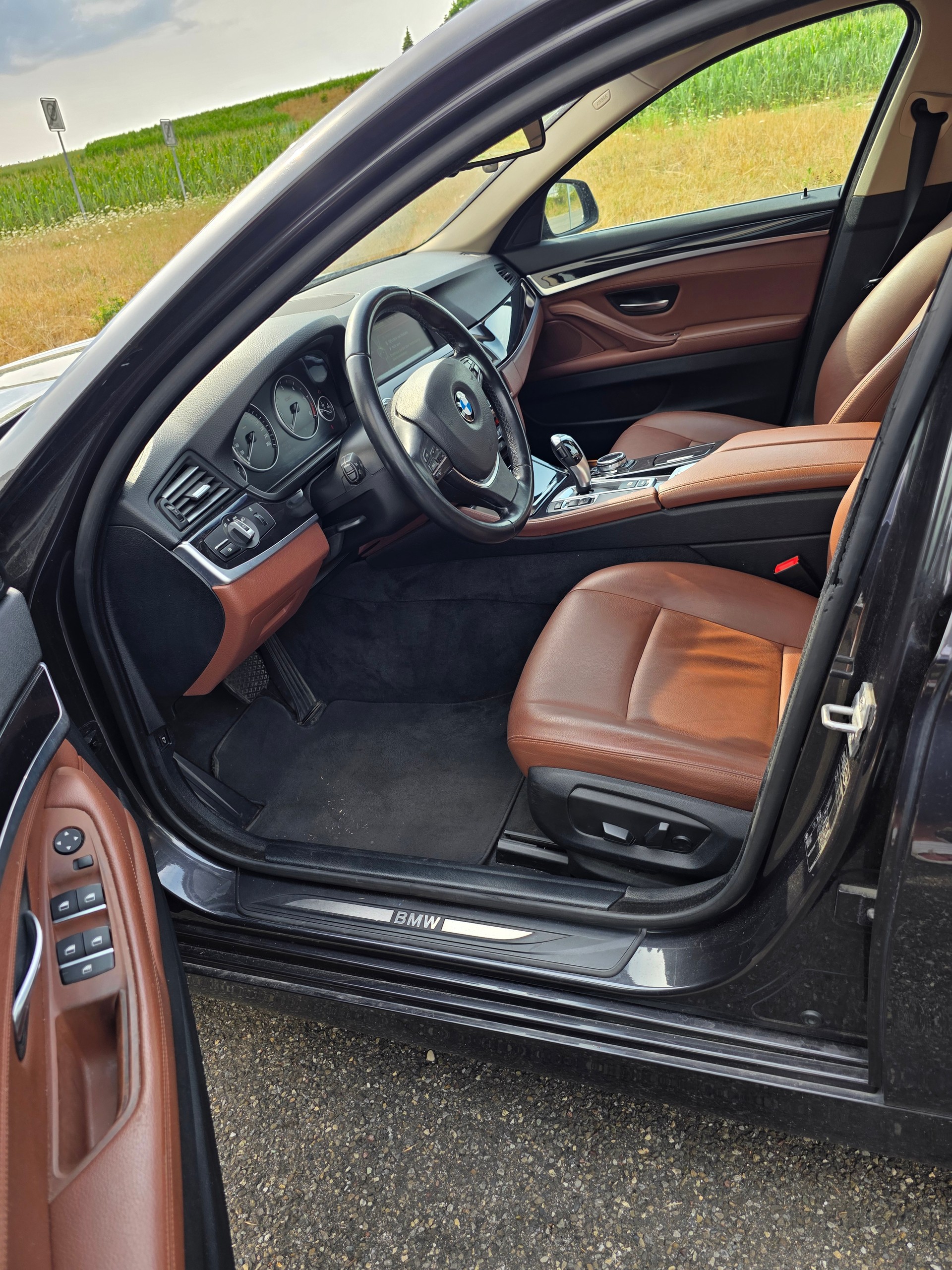 BMW 520d Touring Luxury Line Steptronic-image-7