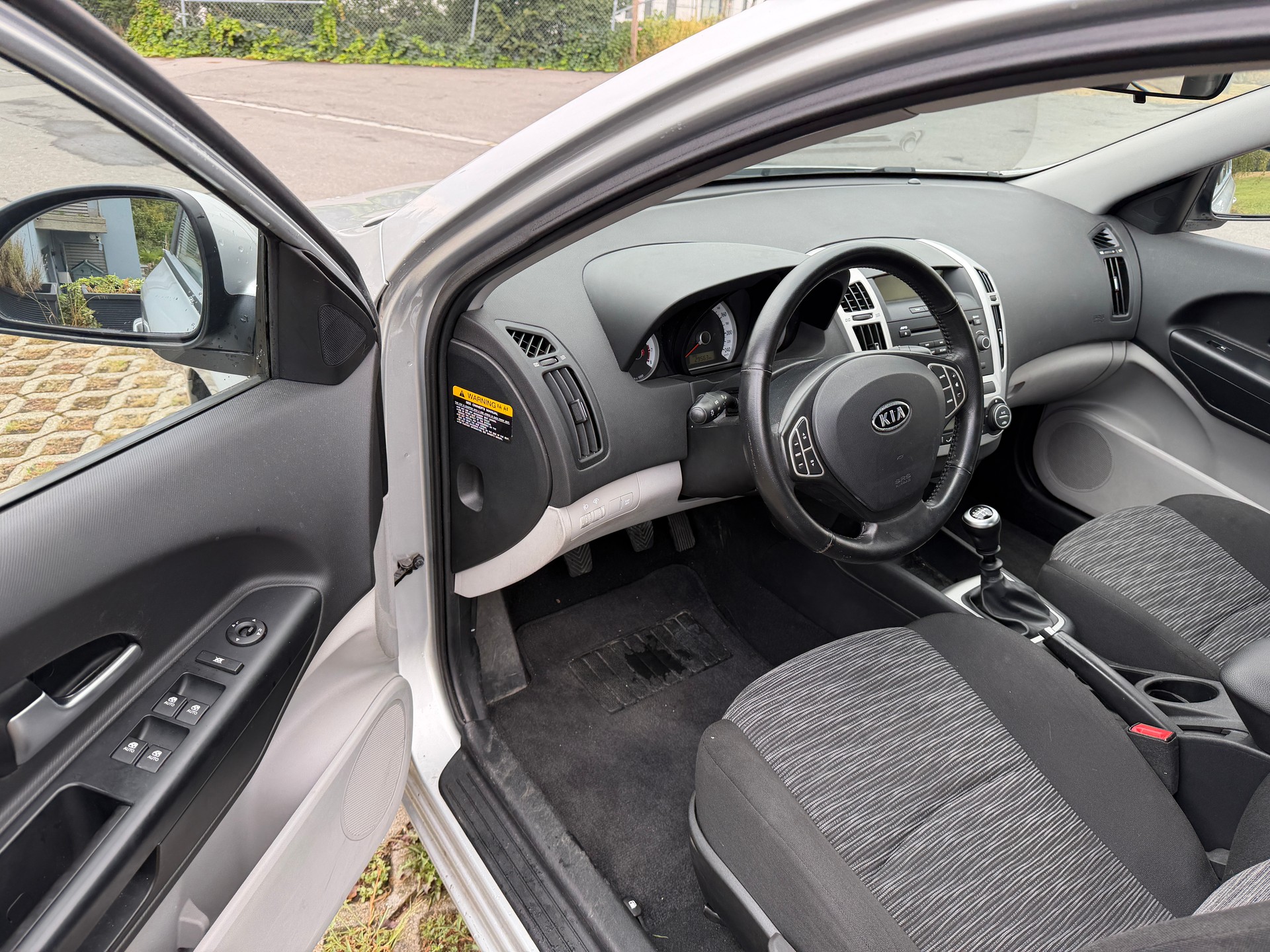 KIA Cee'd 1.6 16V Trend-image-5