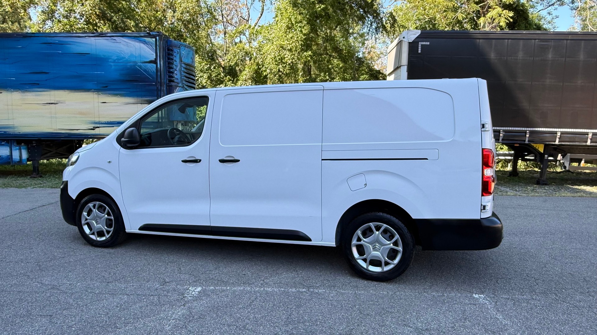 CITROEN Jumpy 2.0 BlueHDi 120 XL Club-image-2
