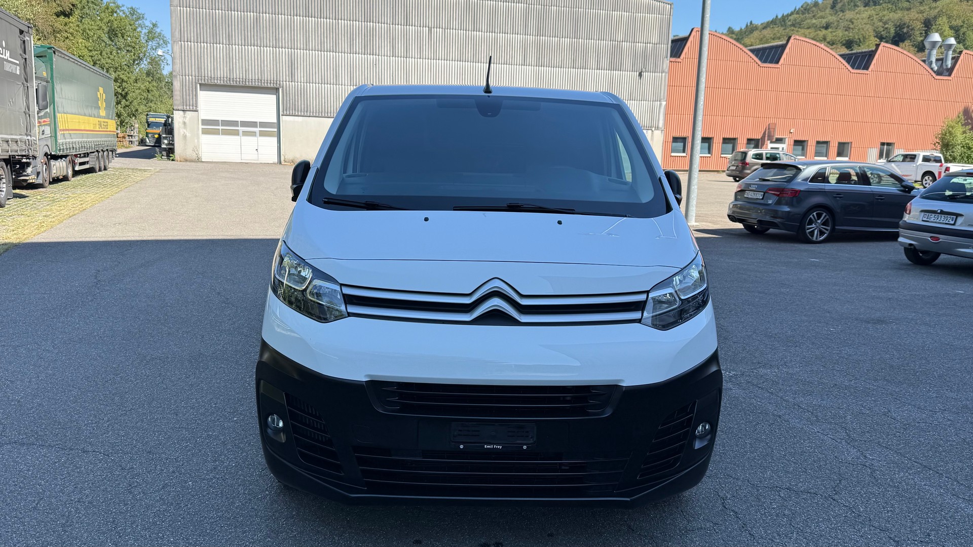 CITROEN Jumpy 2.0 BlueHDi 120 XL Club-image-0