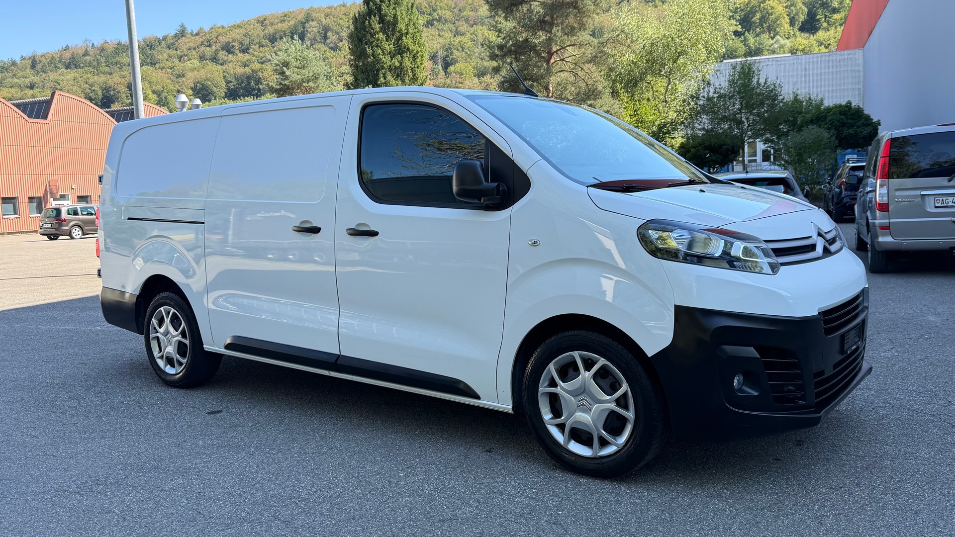 CITROEN Jumpy 2.0 BlueHDi 120 XL Club-image-1