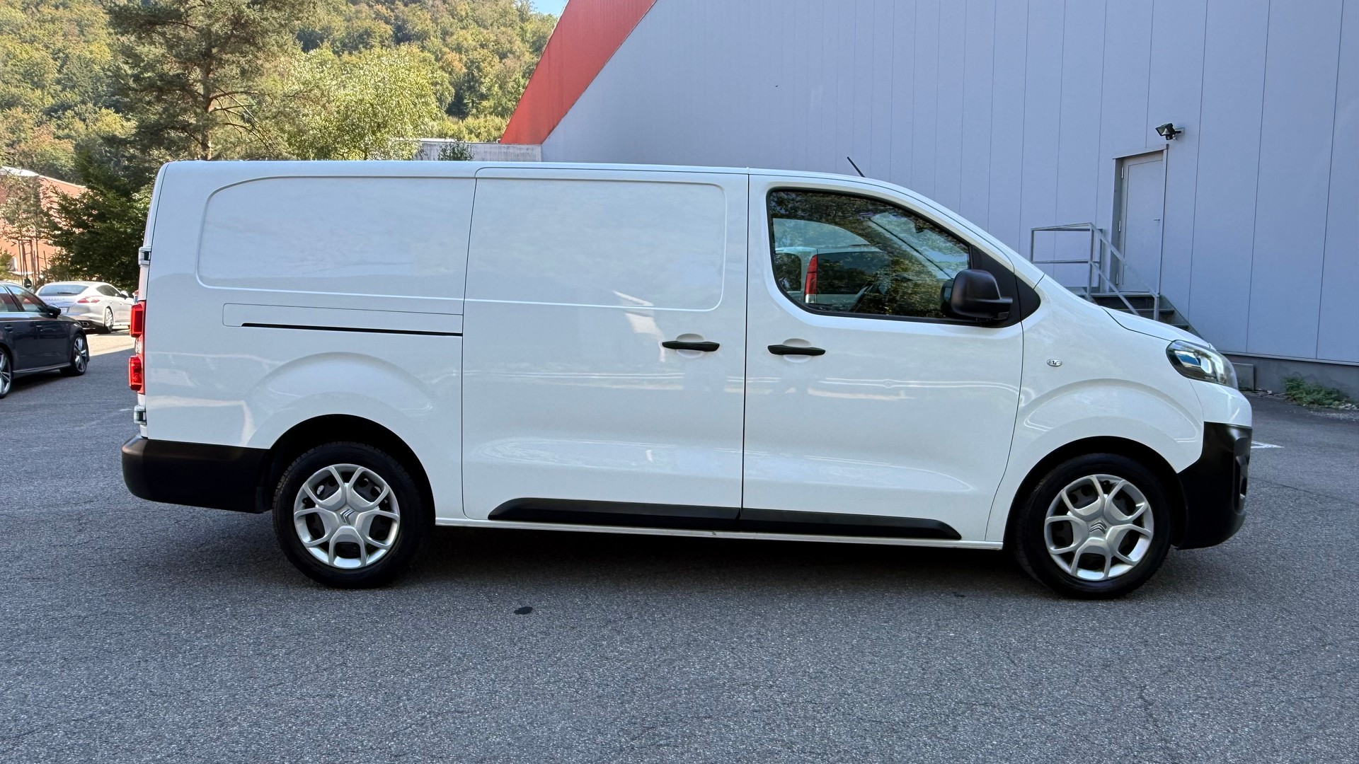 CITROEN Jumpy 2.0 BlueHDi 120 XL Club-image-3