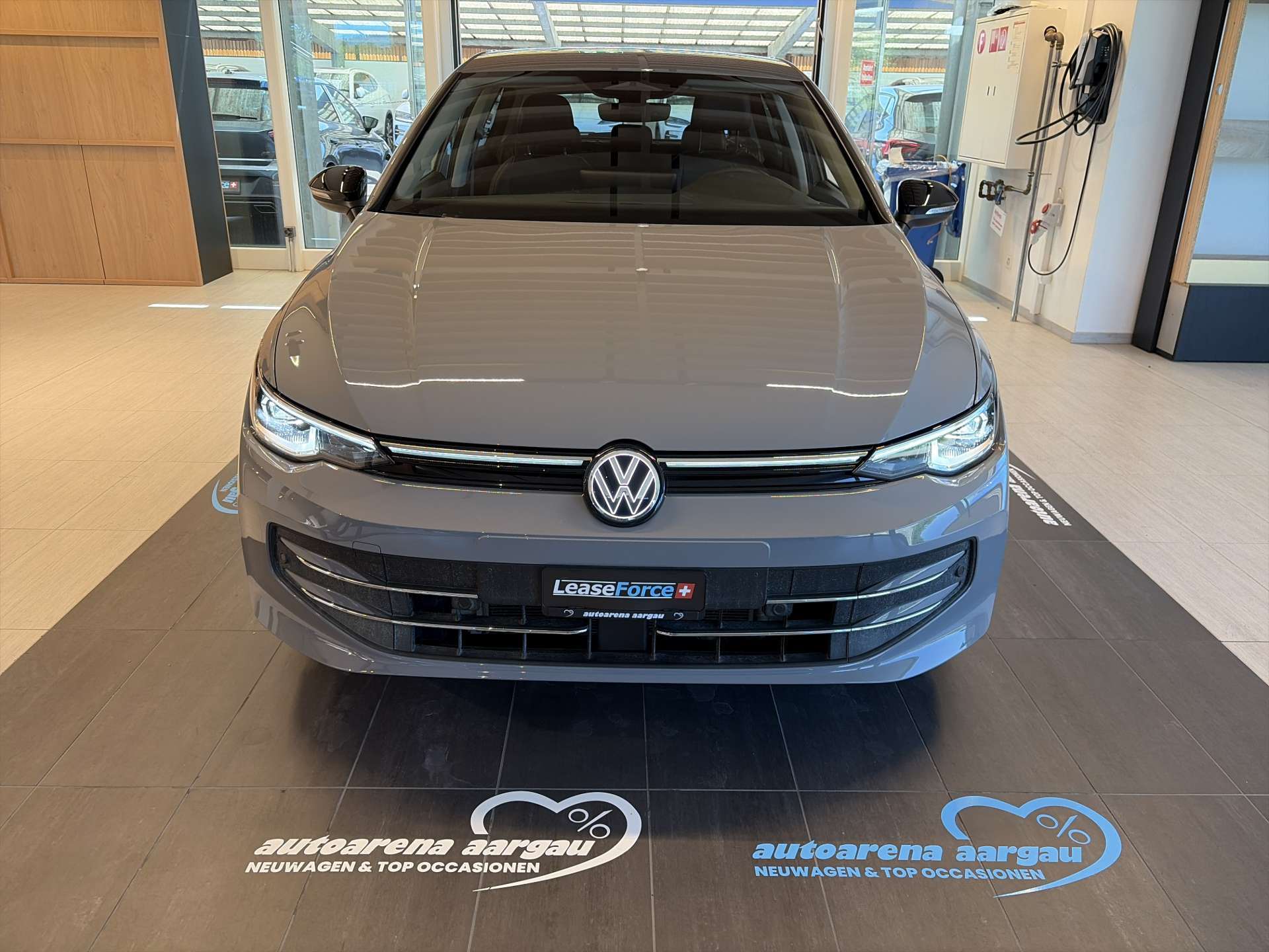 VW Golf 1.5 TSi PHEV GOAL DSG-Automat-image-10