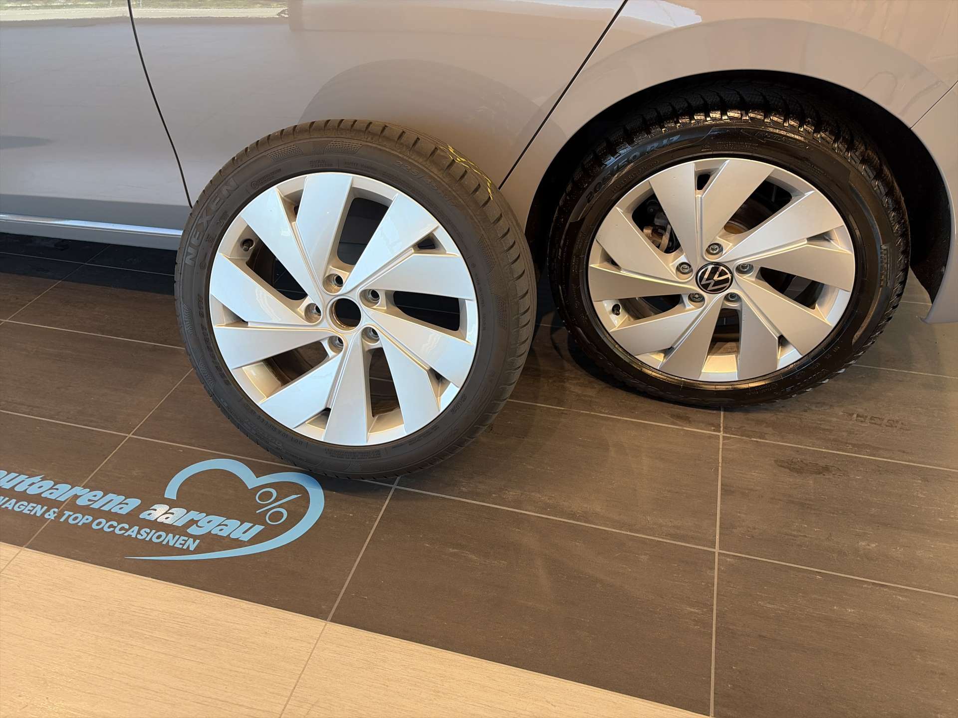 VW Golf 1.5 TSi PHEV GOAL DSG-Automat-image-8