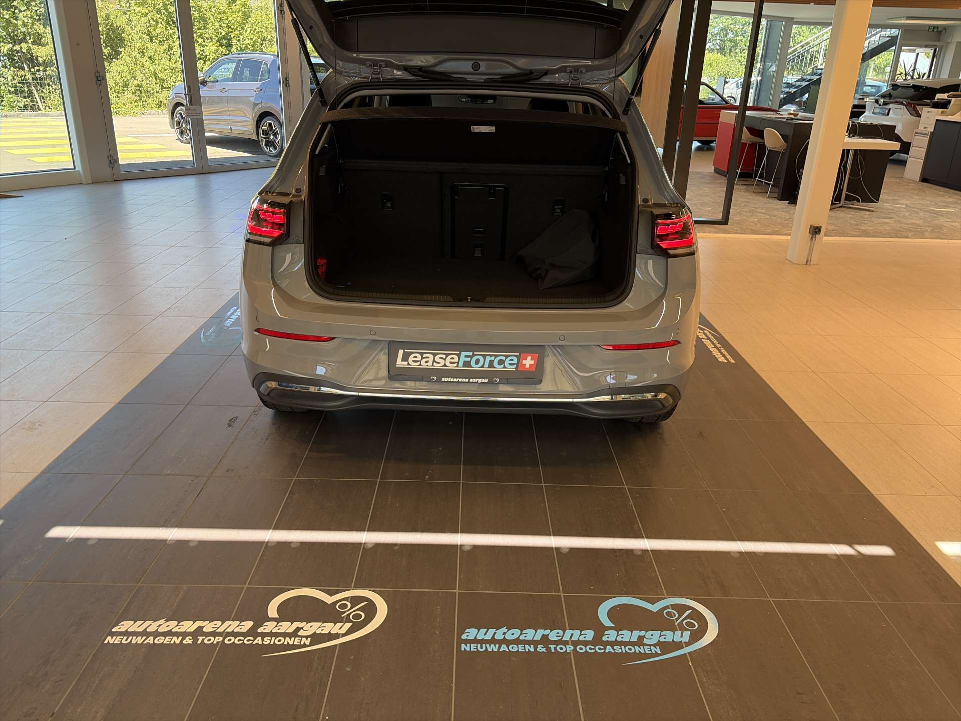 VW Golf 1.5 TSi PHEV GOAL DSG-Automat-image-7
