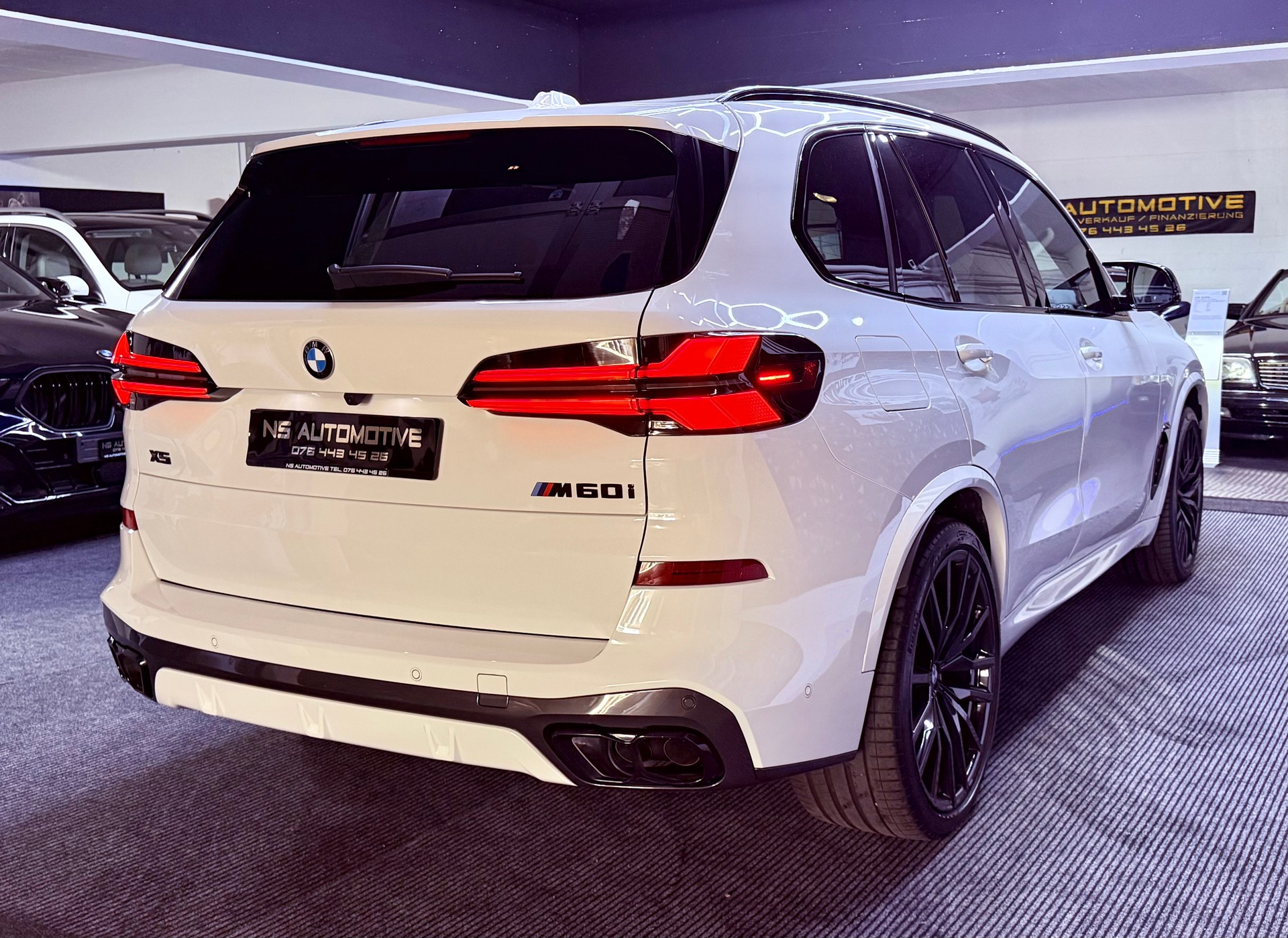BMW X5 xDrive 48V M60i M Sport Pro Steptronic-image-3