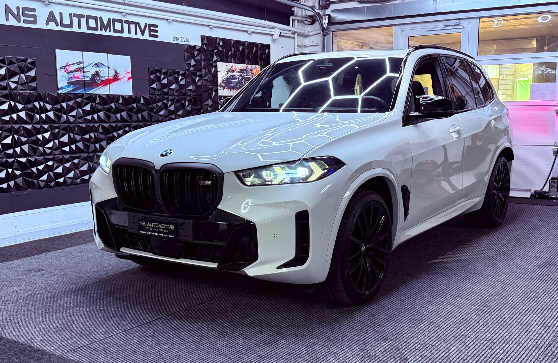 BMW X5 xDrive 48V M60i M Sport Pro Steptronic-image-0