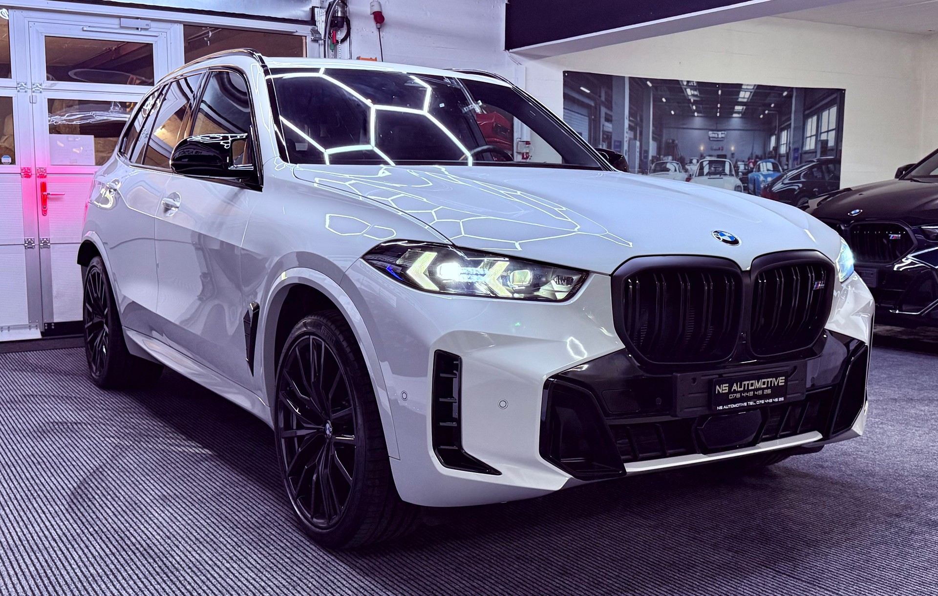 BMW X5 xDrive 48V M60i M Sport Pro Steptronic-image-2