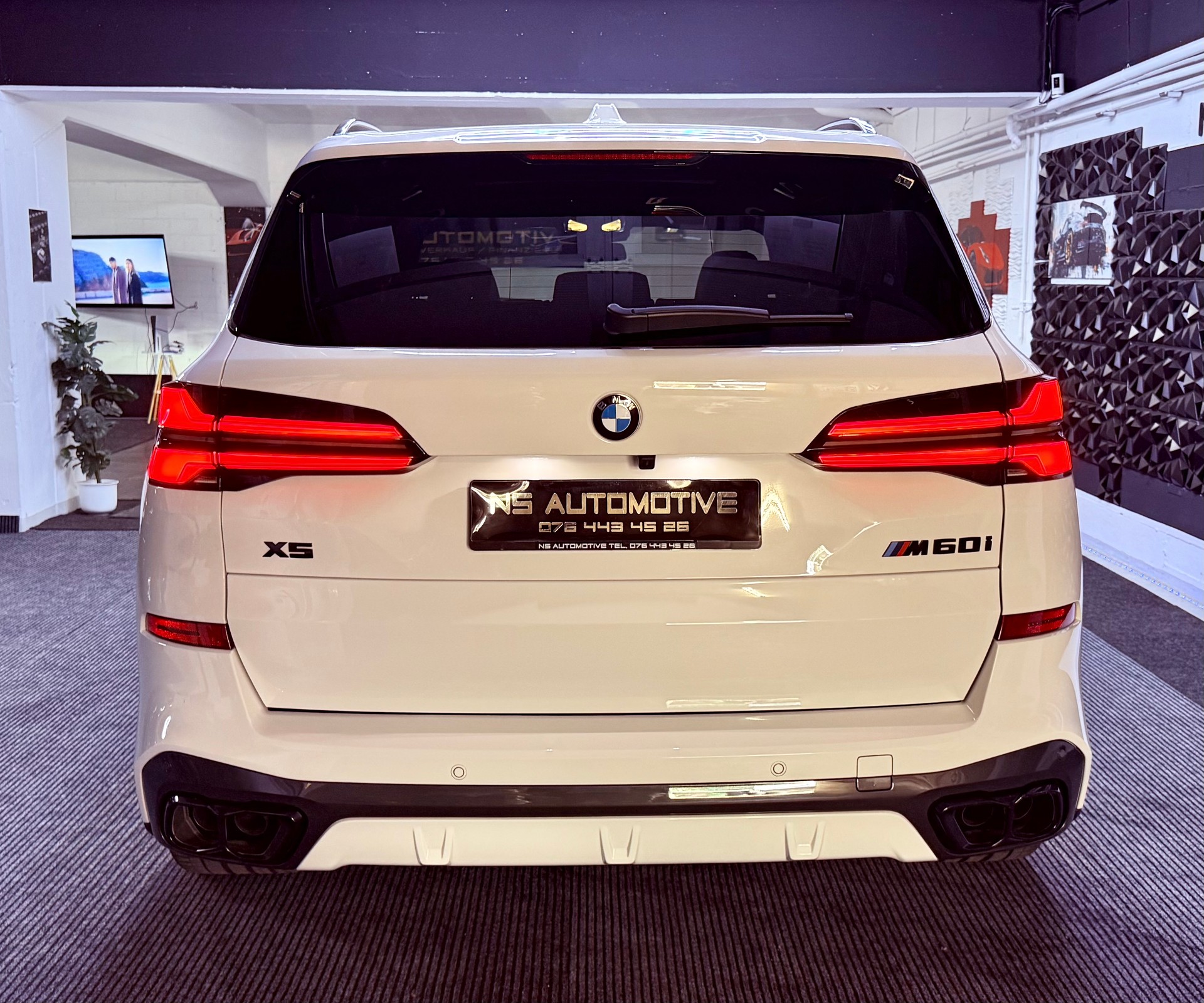 BMW X5 xDrive 48V M60i M Sport Pro Steptronic-image-4