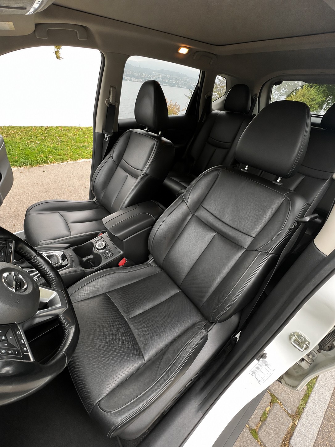 NISSAN 2.0 dCi Tekna 4x4-image-3