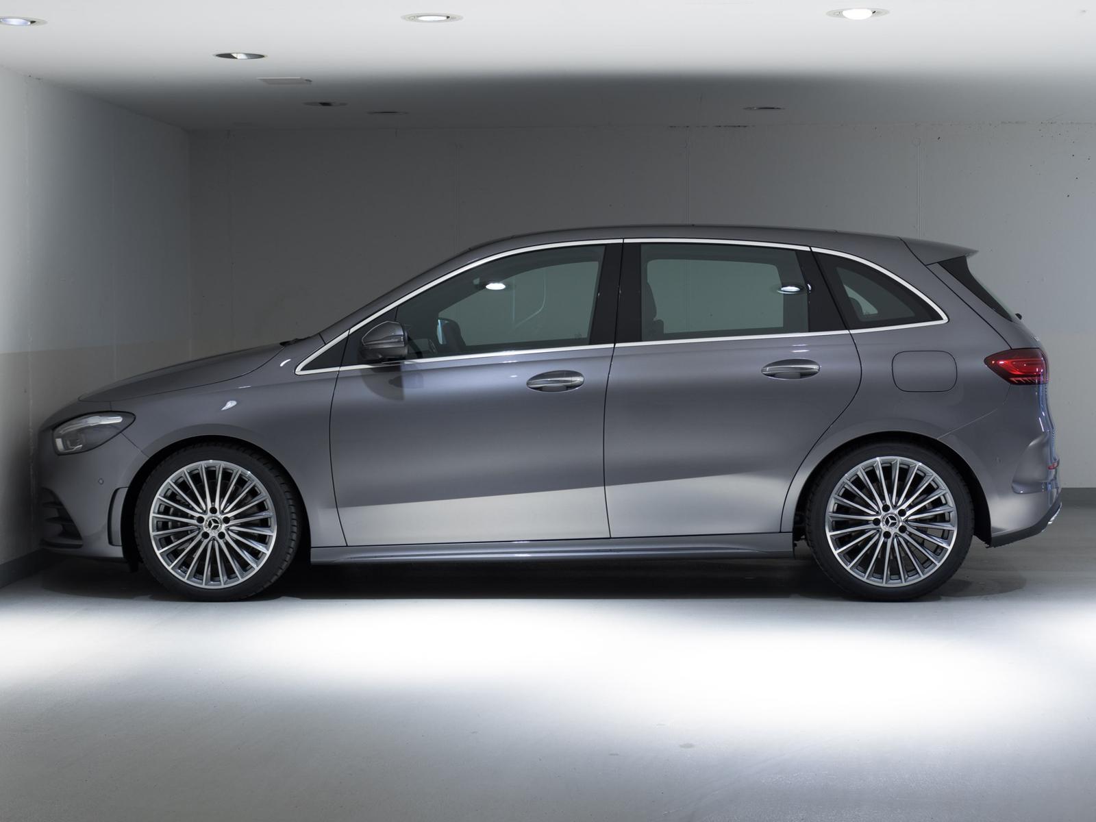 MERCEDES-BENZ B 250 4MATIC-image-5