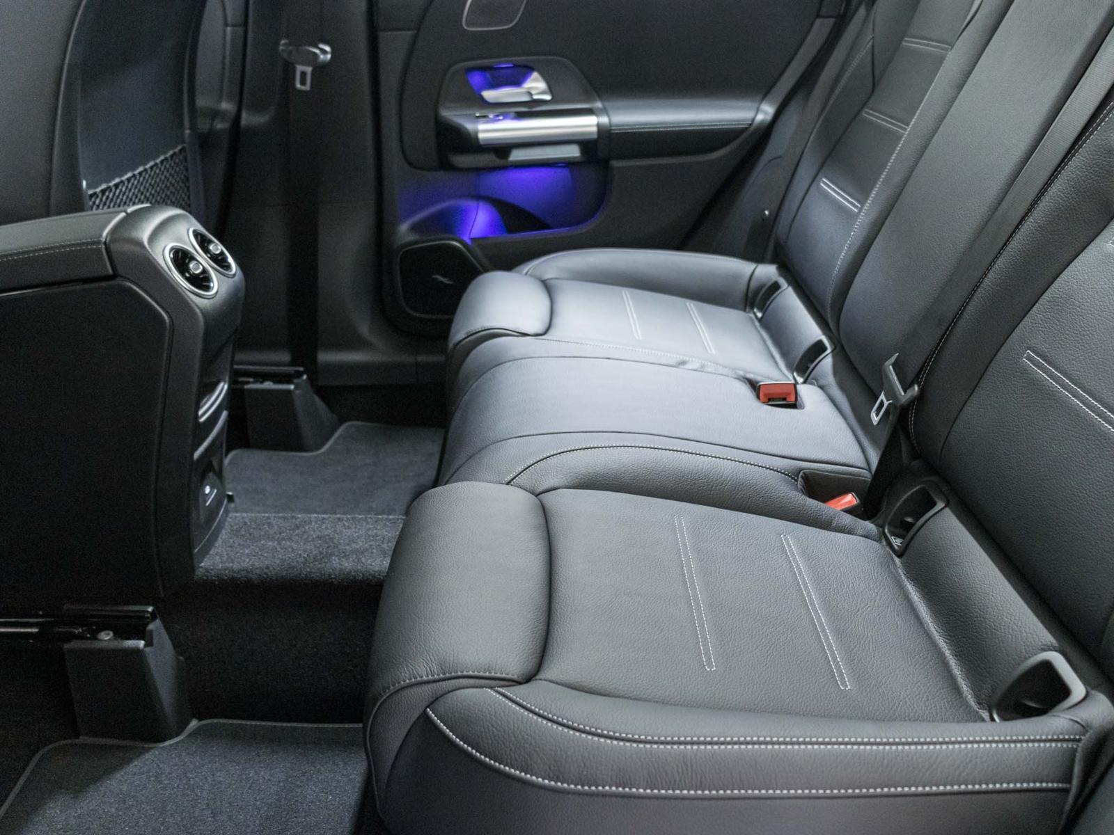 MERCEDES-BENZ B 250 4MATIC-image-8