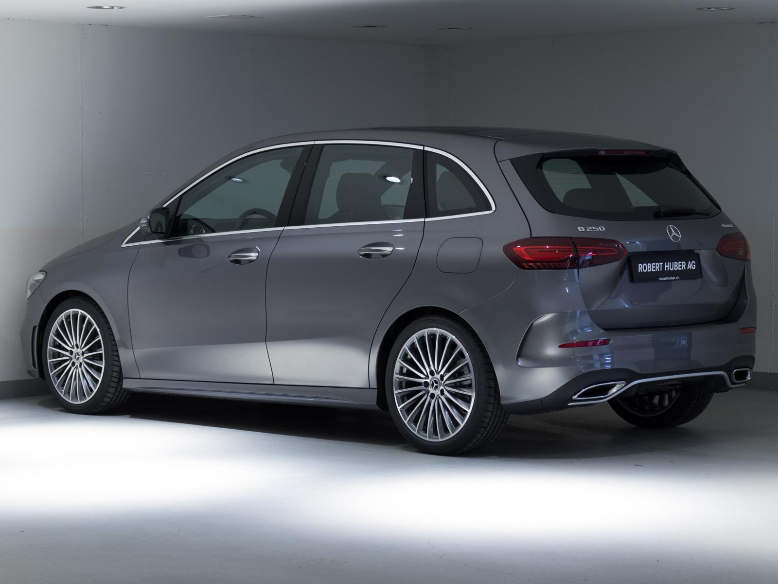 MERCEDES-BENZ B 250 4MATIC-image-4